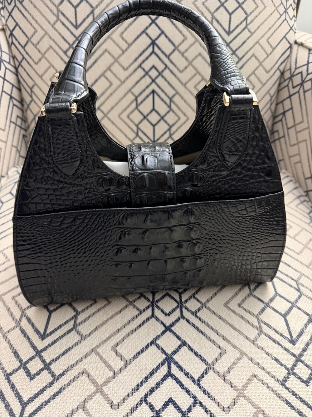 🎉Brahmin Adrian in Black Melbourne🎉 - Picture 3 of 5